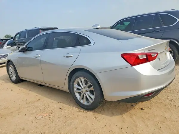1G1ZD5ST9JF155704 2018 CHEVROLET MALIBU - Image 2