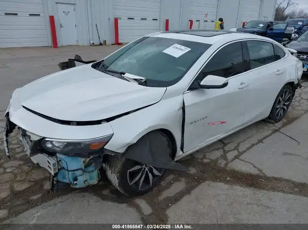 1G1ZD5ST9JF156917 2018 CHEVROLET MALIBU - Image 2