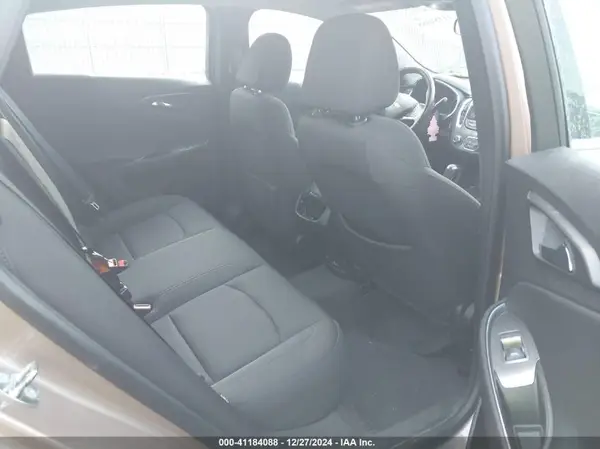 1G1ZD5ST9JF156982 2018 CHEVROLET MALIBU - Image 8