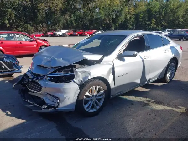 1G1ZD5ST9JF162264 2018 CHEVROLET MALIBU - Image 2