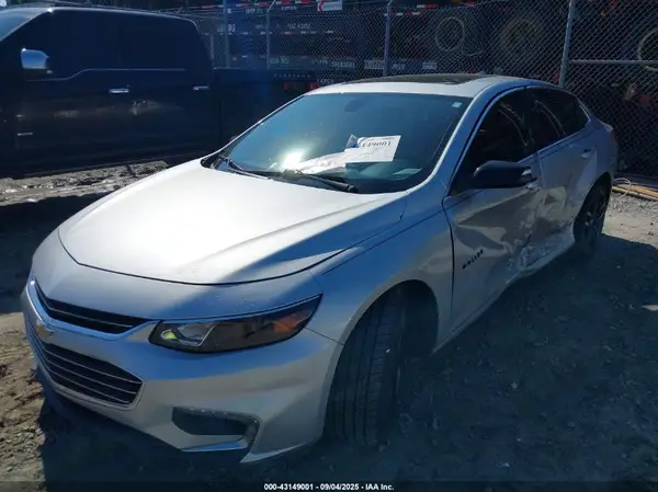 1G1ZD5ST9JF164404 2018 CHEVROLET MALIBU - Image 2