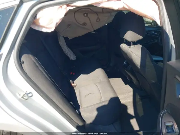 1G1ZD5ST9JF164404 2018 CHEVROLET MALIBU - Image 8