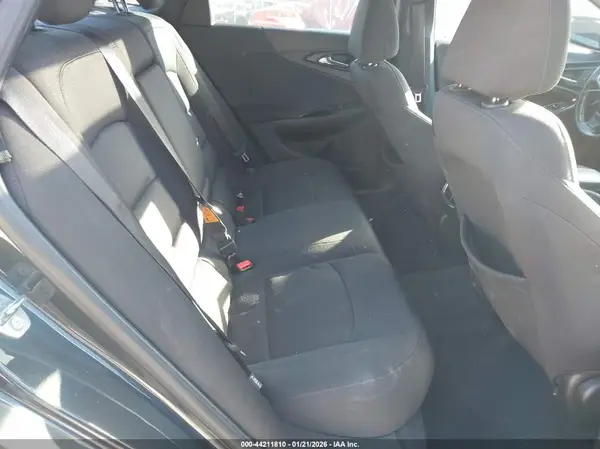 1G1ZD5ST9JF167271 2018 CHEVROLET MALIBU - Image 8