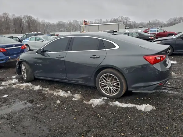 1G1ZD5ST9JF168680 2018 CHEVROLET MALIBU - Image 2