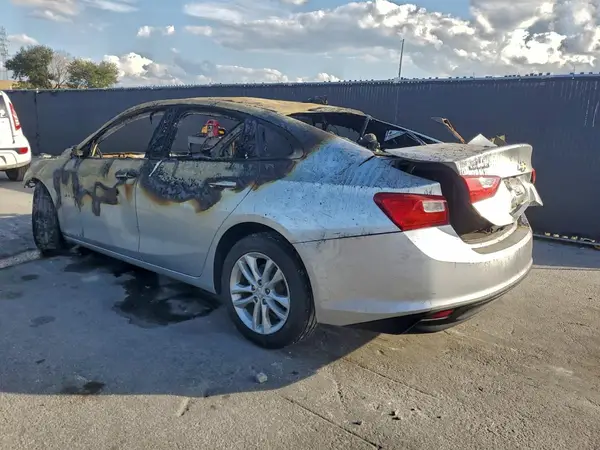 1G1ZD5ST9JF170798 2018 CHEVROLET MALIBU - Image 2