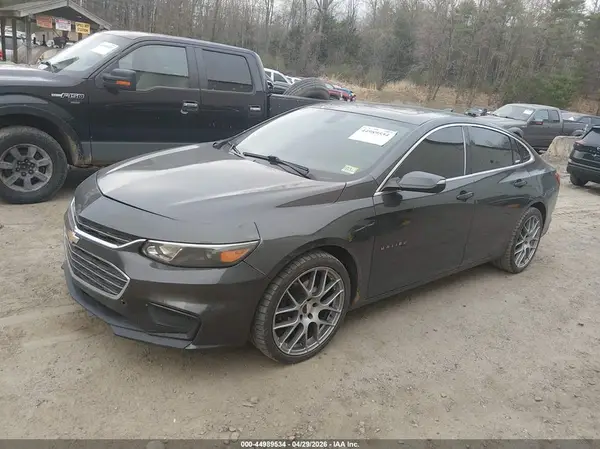 1G1ZD5ST9JF175368 2018 CHEVROLET MALIBU - Image 2