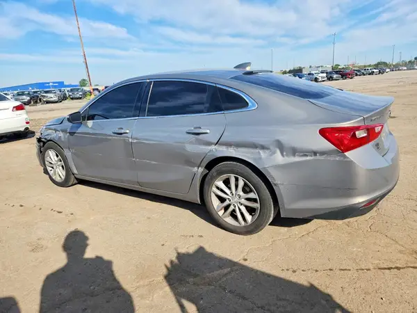 1G1ZD5ST9JF182255 2018 CHEVROLET MALIBU - Image 2