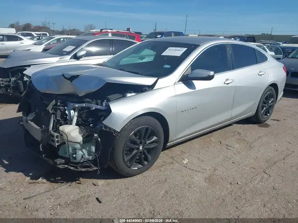 1G1ZD5ST9JF182773 2018 CHEVROLET MALIBU - Image 2