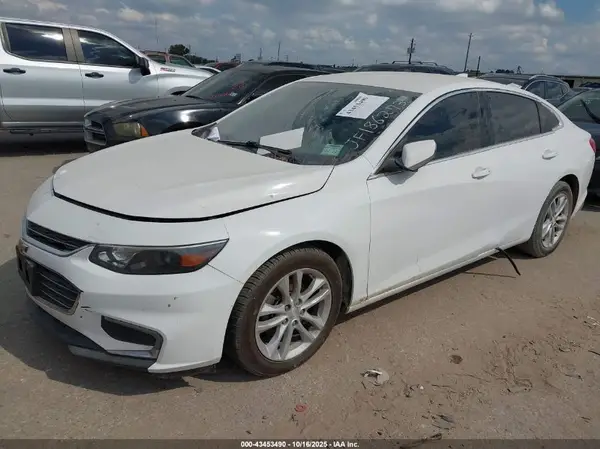 1G1ZD5ST9JF186273 2018 CHEVROLET MALIBU - Image 2
