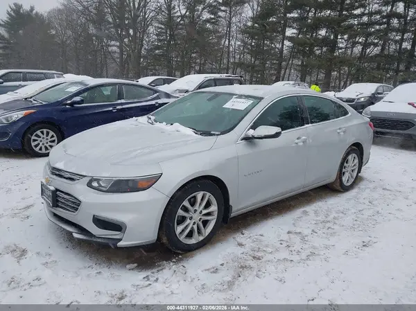 1G1ZD5ST9JF187746 2018 CHEVROLET MALIBU - Image 2