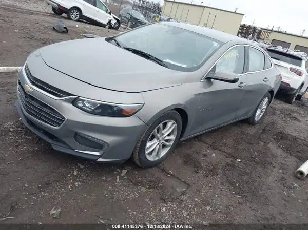 1G1ZD5ST9JF192168 2018 CHEVROLET MALIBU - Image 2