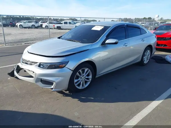 1G1ZD5ST9JF197385 2018 CHEVROLET MALIBU - Image 2