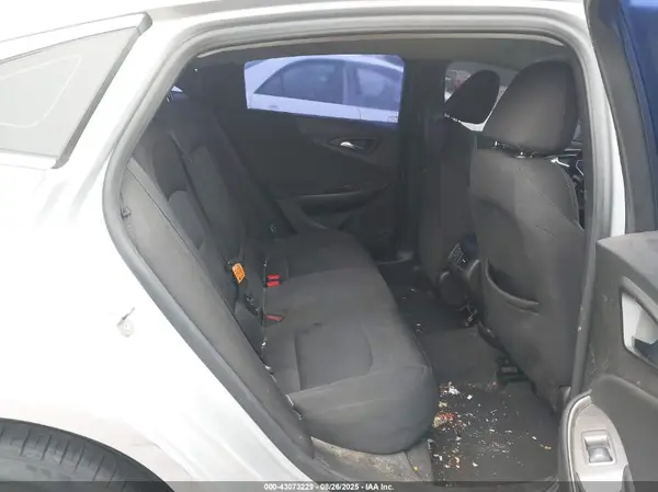 1G1ZD5ST9JF201175 2018 CHEVROLET MALIBU - Image 8