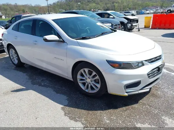 1G1ZD5ST9JF207848 2018 CHEVROLET MALIBU - Image 1