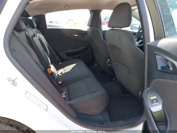 1G1ZD5ST9JF207848 2018 CHEVROLET MALIBU - Image 8