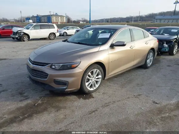 1G1ZD5ST9JF208997 2018 CHEVROLET MALIBU - Image 2