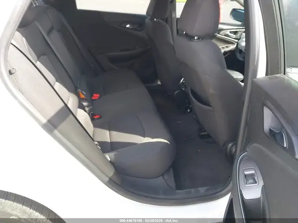 1G1ZD5ST9JF209910 2018 CHEVROLET MALIBU - Image 8