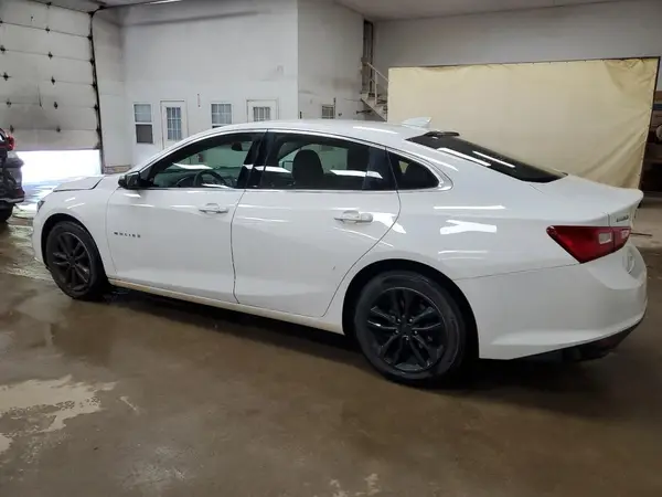 1G1ZD5ST9JF213892 2018 CHEVROLET MALIBU - Image 2