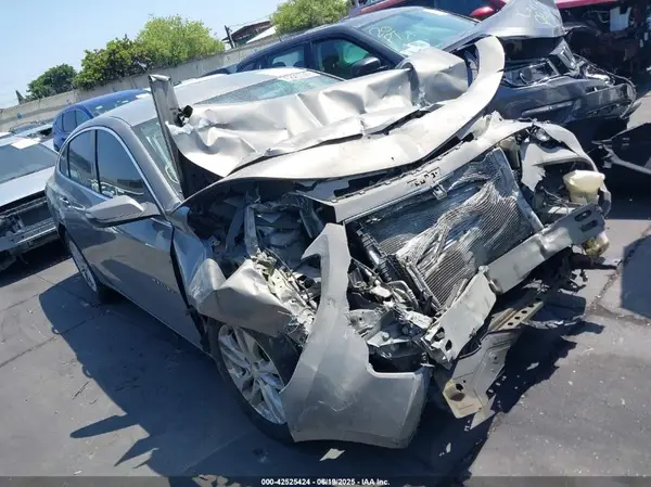 1G1ZD5ST9JF222284 2018 CHEVROLET MALIBU - Image 1