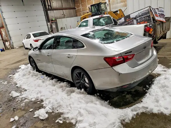 1G1ZD5ST9JF228618 2018 CHEVROLET MALIBU - Image 2