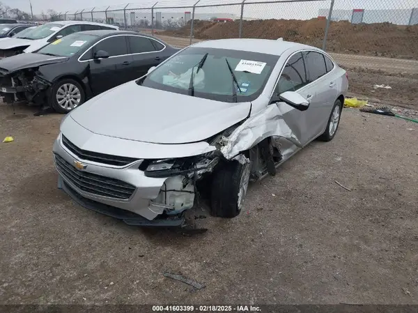 1G1ZD5ST9JF232460 2018 CHEVROLET MALIBU - Image 2