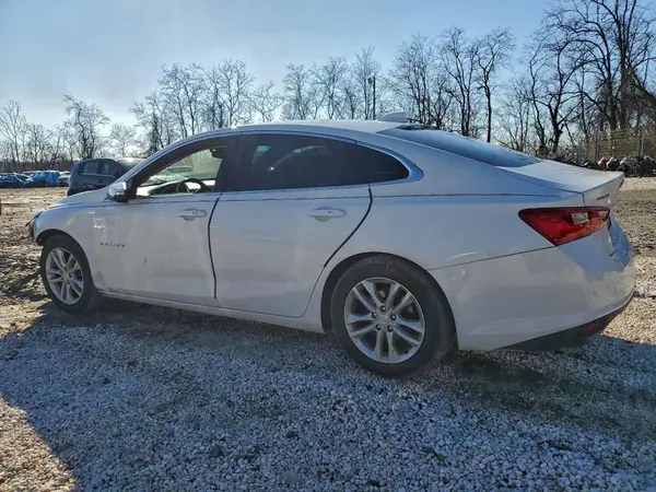 1G1ZD5ST9JF237688 2018 CHEVROLET MALIBU - Image 2