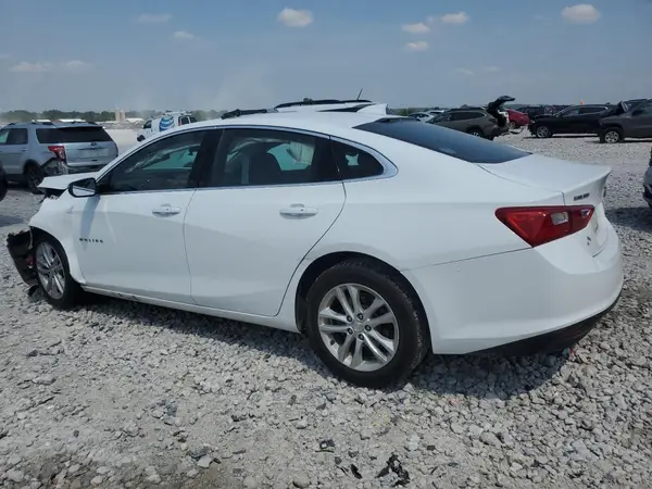 1G1ZD5ST9JF241577 2018 CHEVROLET MALIBU - Image 2