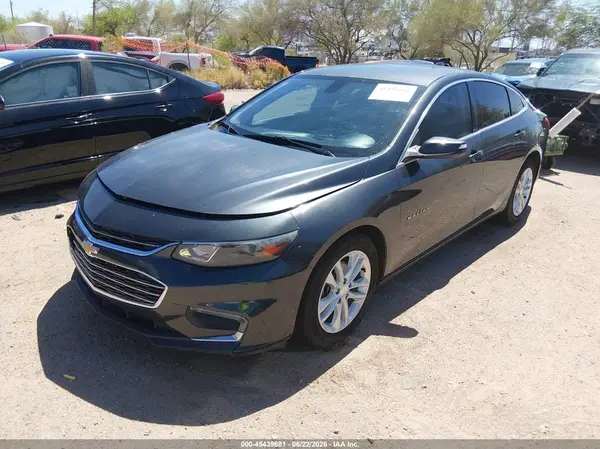 1G1ZD5ST9JF245578 2018 CHEVROLET MALIBU - Image 2