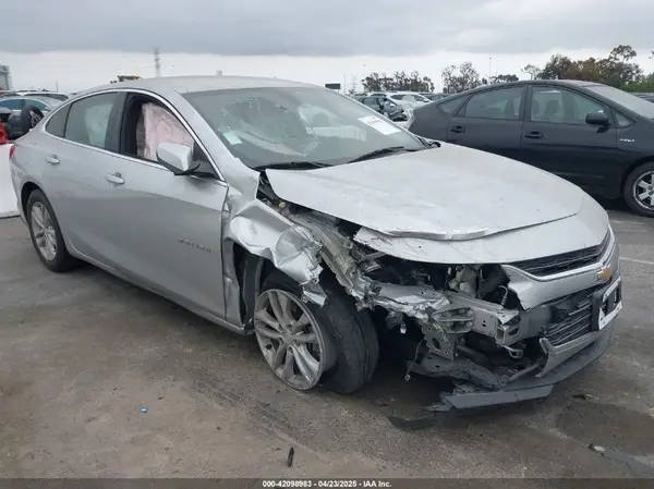 1G1ZD5ST9JF249615 2018 CHEVROLET MALIBU - Image 1