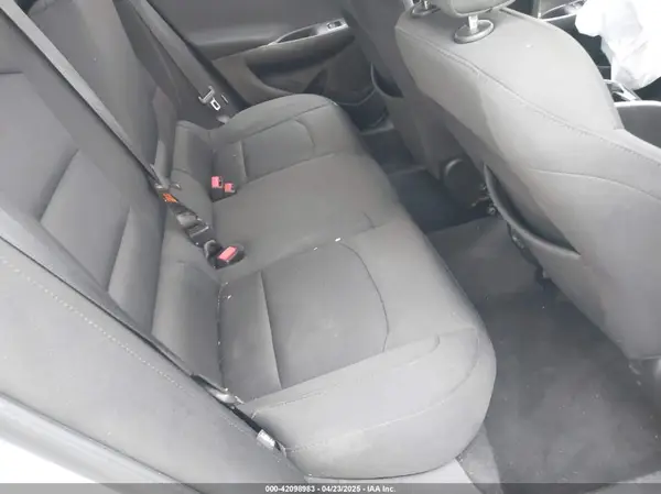 1G1ZD5ST9JF249615 2018 CHEVROLET MALIBU - Image 8