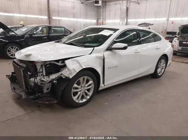1G1ZD5ST9JF250182 2018 CHEVROLET MALIBU - Image 2