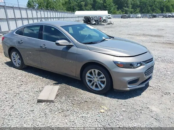 1G1ZD5ST9JF250893 2018 CHEVROLET MALIBU - Image 1