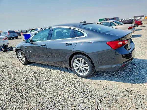 1G1ZD5ST9JF251672 2018 CHEVROLET MALIBU - Image 2
