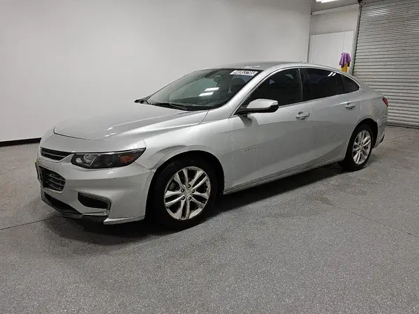 1G1ZD5ST9JF252031 2018 CHEVROLET MALIBU - Image 1