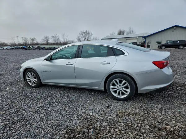 1G1ZD5ST9JF256841 2018 CHEVROLET MALIBU - Image 2