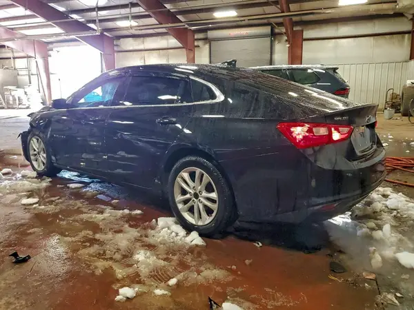 1G1ZD5ST9JF258704 2018 CHEVROLET MALIBU - Image 2