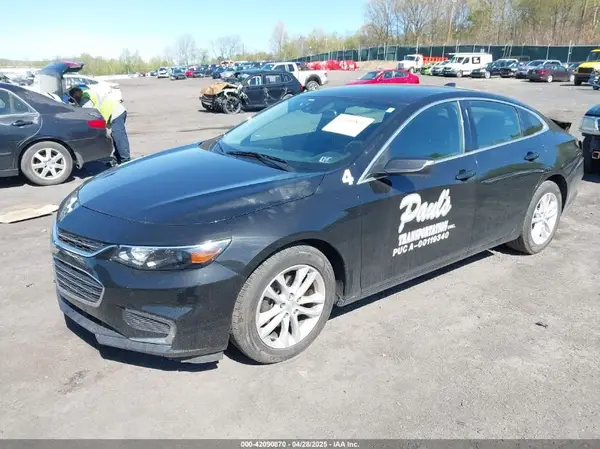 1G1ZD5ST9JF261862 2018 CHEVROLET MALIBU - Image 2