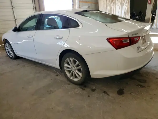 1G1ZD5ST9JF265166 2018 CHEVROLET MALIBU - Image 2