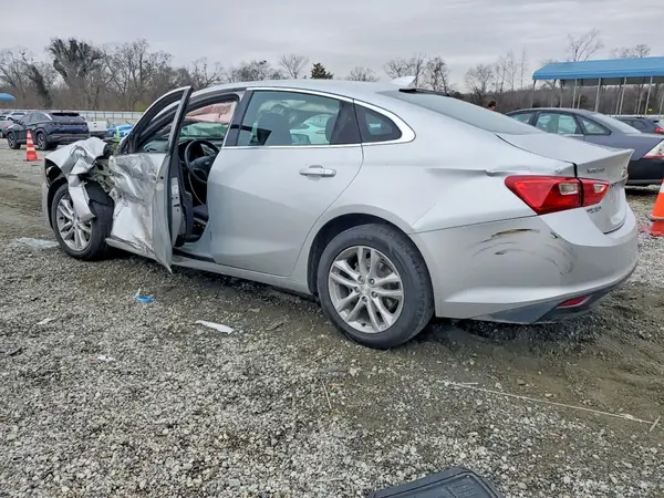 1G1ZD5ST9JF266091 2018 CHEVROLET MALIBU - Image 2