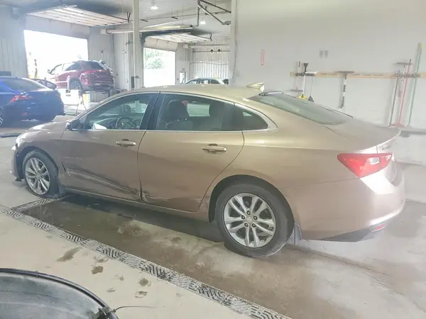 1G1ZD5ST9JF266205 2018 CHEVROLET MALIBU - Image 2