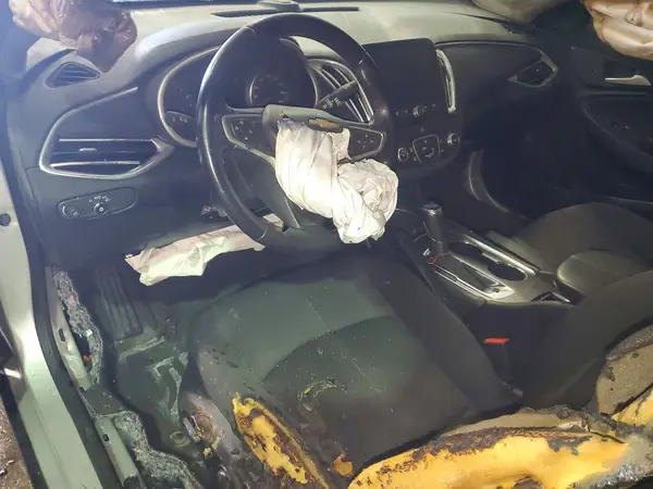 1G1ZD5ST9JF266589 2018 CHEVROLET MALIBU - Image 8