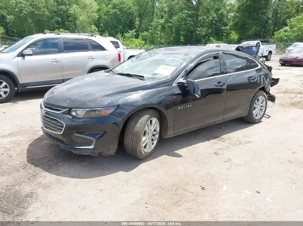 1G1ZD5ST9JF267094 2018 CHEVROLET MALIBU - Image 2