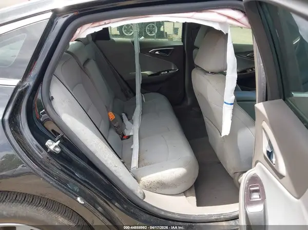 1G1ZD5ST9JF267094 2018 CHEVROLET MALIBU - Image 8