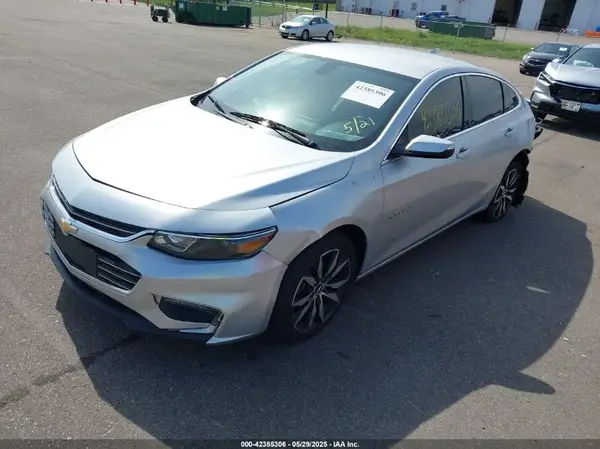 1G1ZD5ST9JF268567 2018 CHEVROLET MALIBU - Image 2