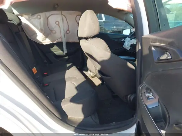 1G1ZD5ST9JF294490 2018 CHEVROLET MALIBU - Image 8