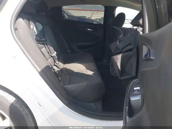 1G1ZD5ST9KF106357 2019 CHEVROLET MALIBU - Image 8