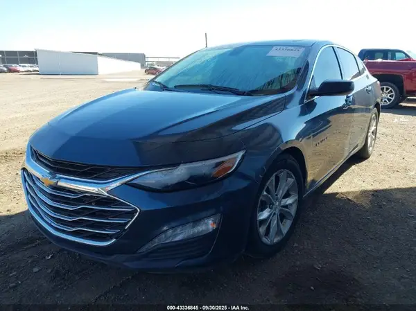 1G1ZD5ST9KF107279 2019 CHEVROLET MALIBU - Image 2