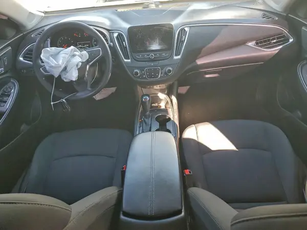 1G1ZD5ST9KF108643 2019 CHEVROLET MALIBU - Image 8