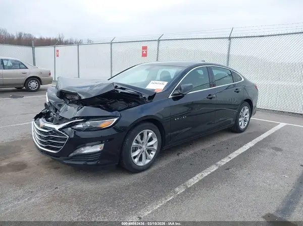 1G1ZD5ST9KF118959 2019 CHEVROLET MALIBU - Image 2