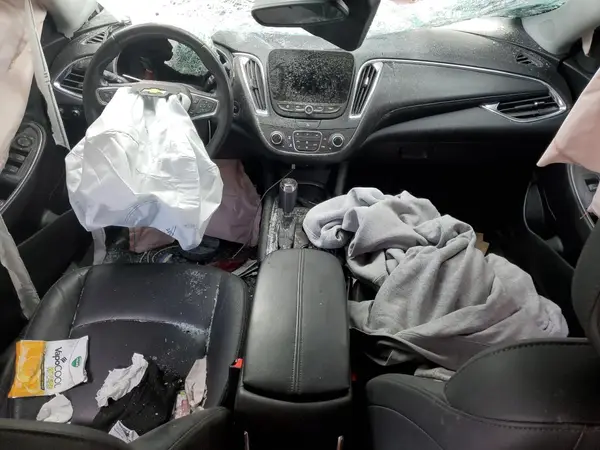 1G1ZD5ST9KF131176 2019 CHEVROLET MALIBU - Image 8